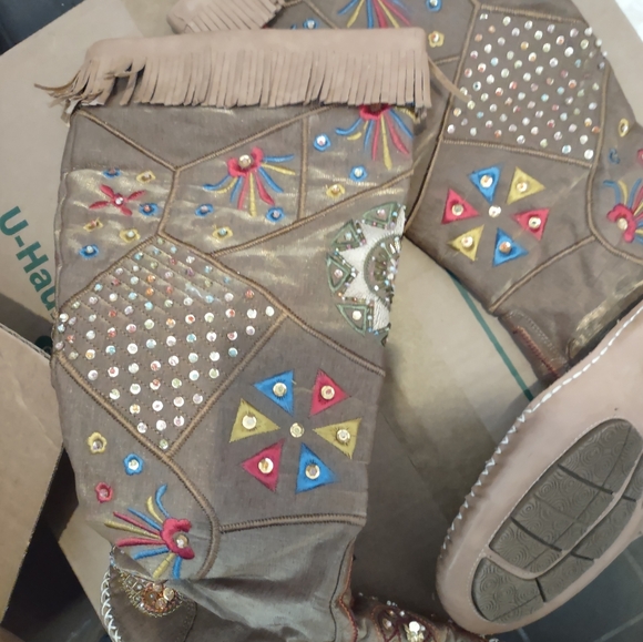 NWOT boho Soft boots - Picture 10 of 16